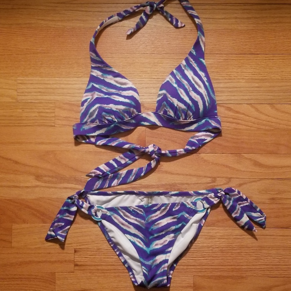 VS bikini